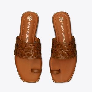 The hand-woven basket-weave, summery toe-ring Tory Burch slide